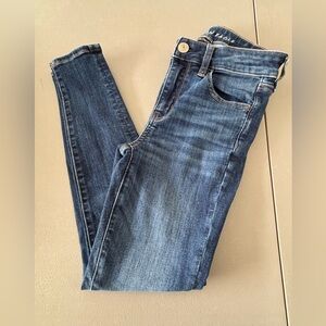 American Eagle Skinny Jeans size 4